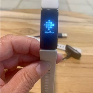 BRAND NEW- Fitbit Inspire 2 Activity Tracker